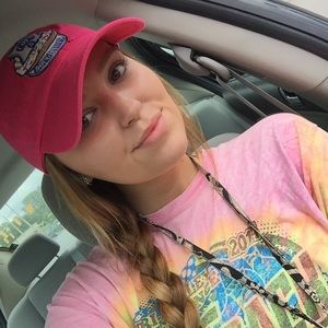 Meet your Posher, Megan